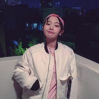 小啊妹呐~ 死心只是一瞬间的事