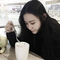 Amira 人们都说故事与酒更配