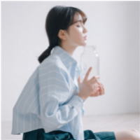 “-旧友-” 相见争如不见，有情何