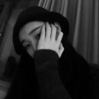 女 “因为你的冷淡敷衍