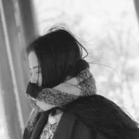 女 “因为你的冷淡敷衍