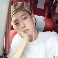 想给你个家。 有些事一转身就是一辈