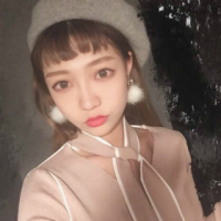 业余诗人. 我想摸你的头发只是简
