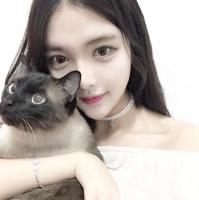 女生节快乐 对他好的人 以为欠他