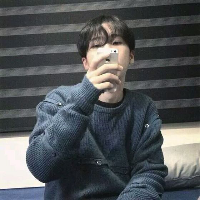 HUANG. 莪葽用莪那雙掱繡出莪