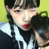 少女杀手. 别人等送伞 我却等雨