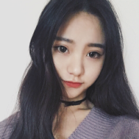业余诗人. 在他的空间里没有一条