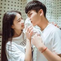 一房二人三餐四季。 每个人都不是高冷的人