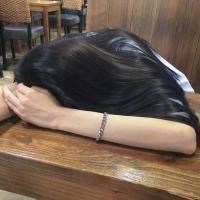 爱恨随意 她对我说他很好 嗯你