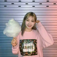 撩妹大队长！ 至少在你身边的人不是