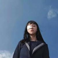向北. 我心有座坟，葬着未亡