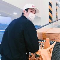 简讯 故事写在纸上总有一个