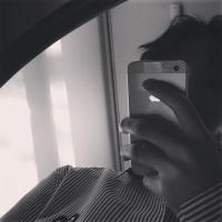 简讯 故事写在纸上总有一个