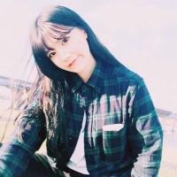 说浅了不感人说深了没人信. A contente