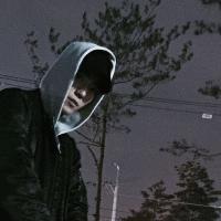简讯 No man tha