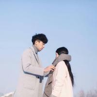 你别皱眉那样不美 如果不是因为在乎你,