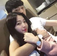 你别皱眉那样不美 如果不是因为在乎你,