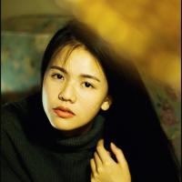 ｛影子长眠于世界｝ 你喝光了烈酒，留下来