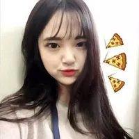 别做大魔王也别上战场少做痴情种没有好下场 你眼睛会笑，弯成一条