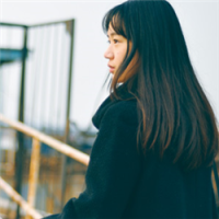 干净女孩 枕头要常晒 因为里面