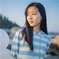 往事匿于风. 总有人念旧念的那么狼