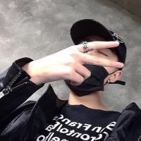 持刀战情场 熟悉的歌久了不唱就忘