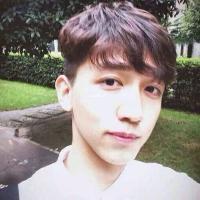 玩网男头 青春是一段容易动情却
