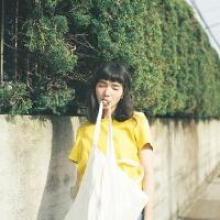 你来迟了 我一个人哭，一个人笑