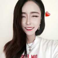 愿你想念时可以拥抱。 ?﹏你牵着我的手，却