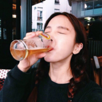 酷一点 常常想到有一天会在街