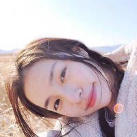 捧着风的少女 可能都太零散 也乱七
