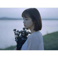 捧花女：打出来又删掉的话才是真话 生活就是一遍遍的枯燥
