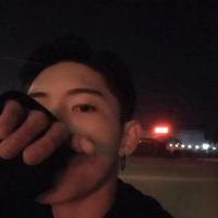 这个男人叫诸振中 你是只个孤独浪者.不