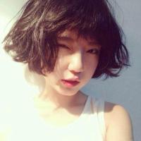 李雨姝の 人生下来就带有伤口，