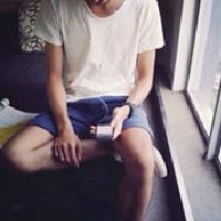 none 愿以后能和你一起手挽