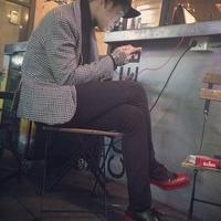 男 用我的年轻去拼搏出我