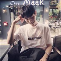 男 用我的年轻去拼搏出我