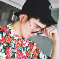 精选男头 个性签名：学习我快疯