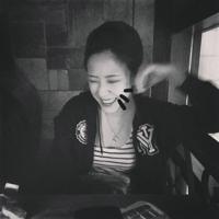 1023 因为我爱你，所以你伤