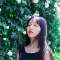 想看就看 人的眼睛是黑的，心是