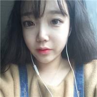 爱情不止三寸七尺 怎容我用单位衡量 我们手牵手的旅程还未