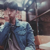 你还在我的眼里。 一群人说小三不要脸，