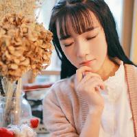 Gone：自截 难过的时候照照镜子，