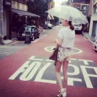 第三人称。 如果心有不甘，那就继