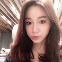 - 我笑，便面如春花，定