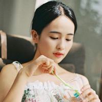 撕 默叹昔者何芬芳，只憎