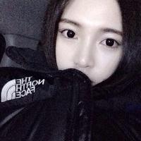 女 耶稣罩我，上帝保我。