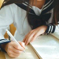 婪瘾。 所有的歌声都在一瞬间