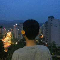 七号 人真是奇怪。可以因为
