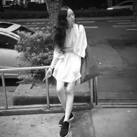 归途 铁皮公车是坚硬的，柔